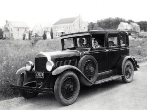 1929 Graham-Paige Model 612 Sedan
